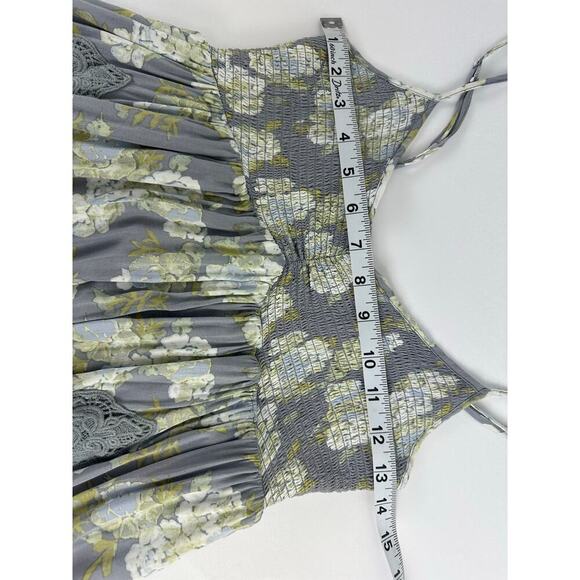Free People Size XS Ruched Bodice Mini Dress Floral Print Crochet Gray Cottage - Picture 7 of 10